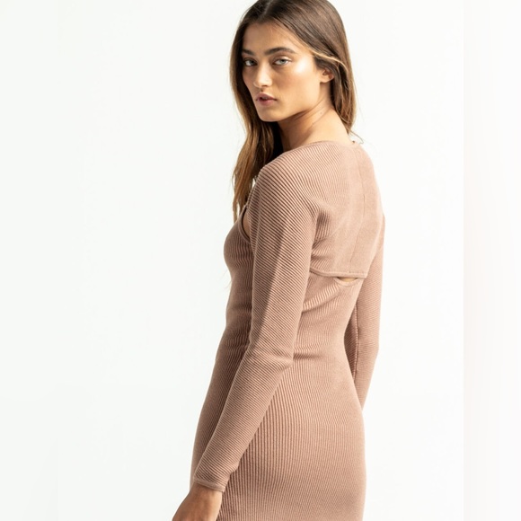 NWT Tilly’s RSQ Woman’s Brown Long Sleeve Shrug size medium - Picture 2 of 6